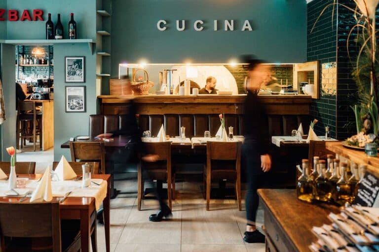 Via Gusto – Warmes Ambiente im Restaurant